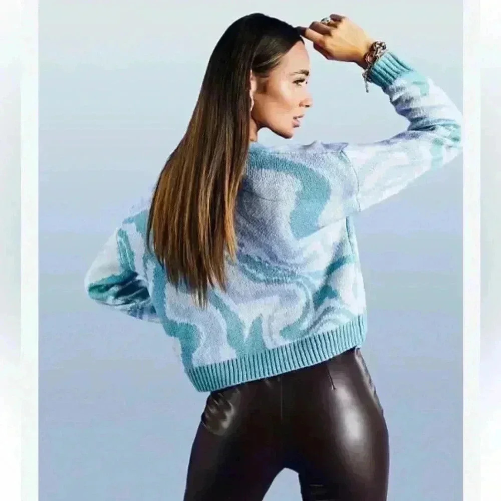 Nwot Asos Design Swirl Pattern Button Front Cropp… - image 2